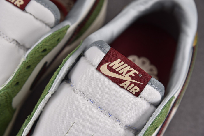 AIR JORDAN 1 RETRO LOW OG YEAR OF THE DRAGON FN3727-100