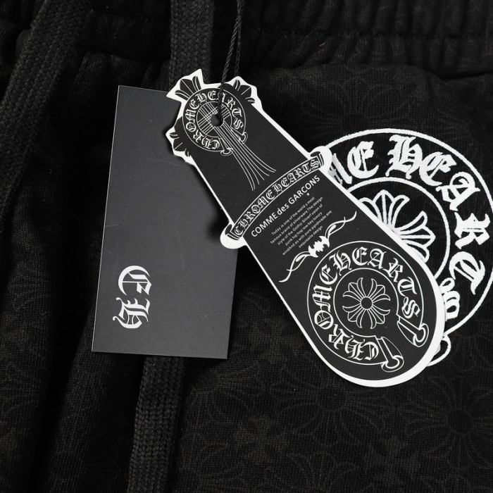 CHR0 HEART SWEATPANTS