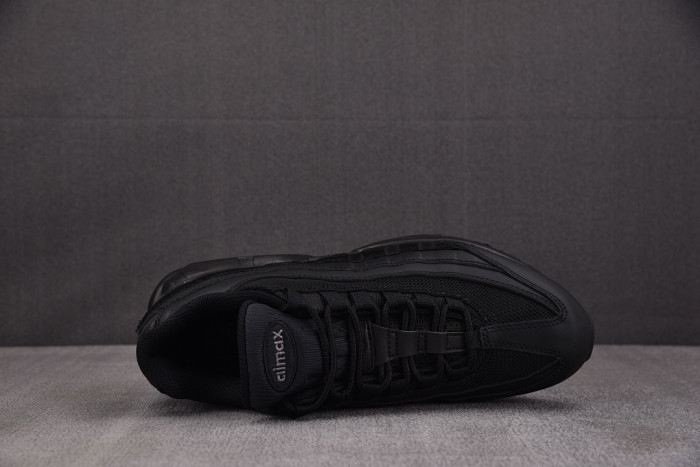 Nike Air Max 95 Essential Triple Black CI3705-001