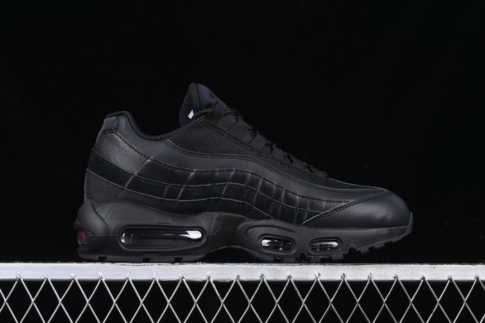 NIKE AIR MAX 95 ESSENTIAL TRIPLE BLACK CL3705-001