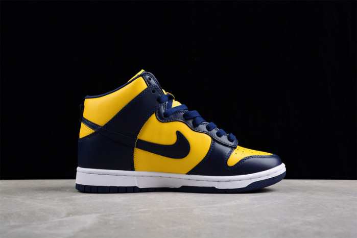 nike dunk high michigan cz8149-700