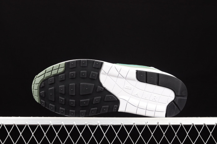 nike air max 1 spiral sage db5074-100