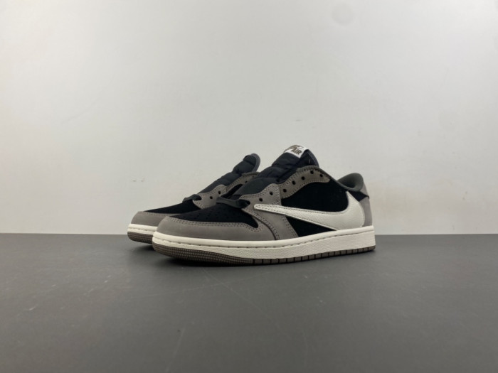 TRAVIS SCOTT X AIR JORDAN 1 LOW OG DM7866-001