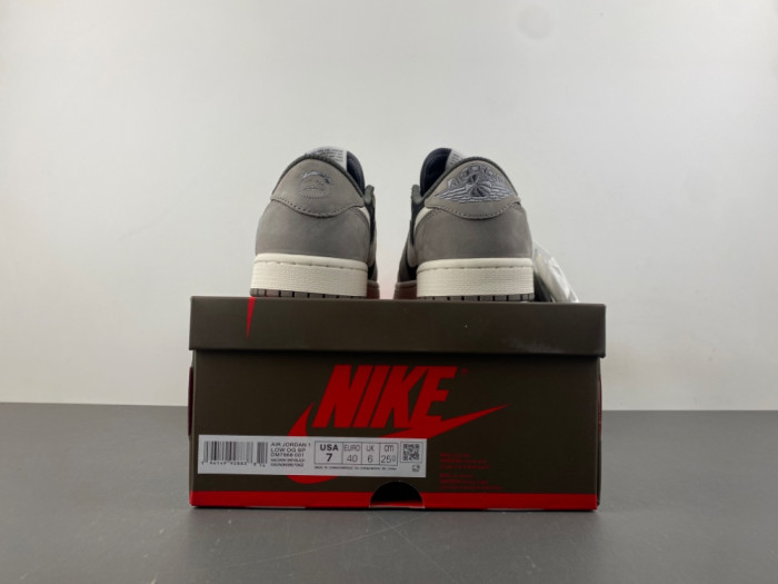 TRAVIS SCOTT X AIR JORDAN 1 LOW OG DM7866-001