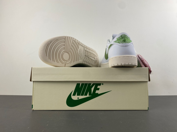 TRAVIS SCOTT X AIR JORDAN 1 LOW OG DM7866-956