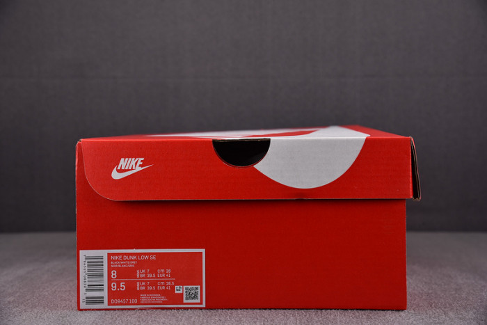 nike dunk low se 85 do9457-100