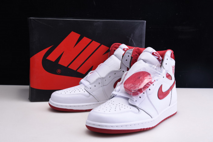 air jordan 1 retro high og "metallic red" - 555088 103