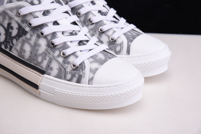 dr b23 homme kaws h903p167