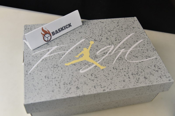 jordan 4 retro se craft photon dust dv3742-021