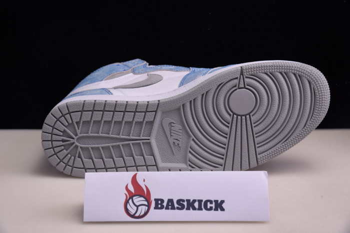 air jordan 1 high og hyper royal 555088-402