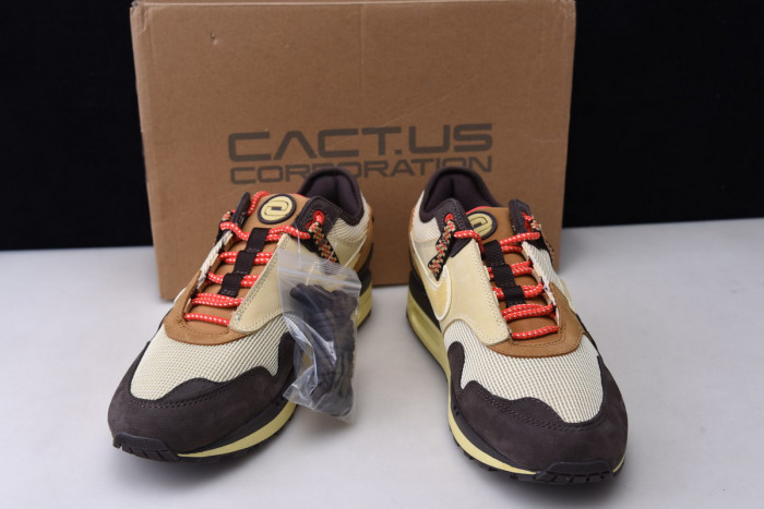 travis scott x nike air max 1 do9392-200