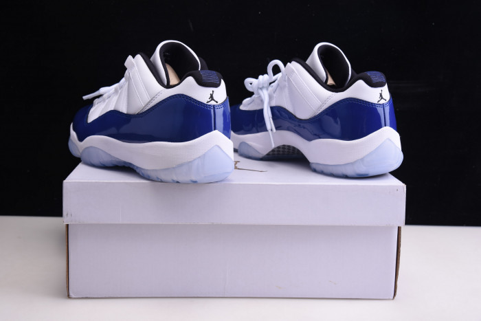 air jordan 11 low wmns “concord” ah7860-100