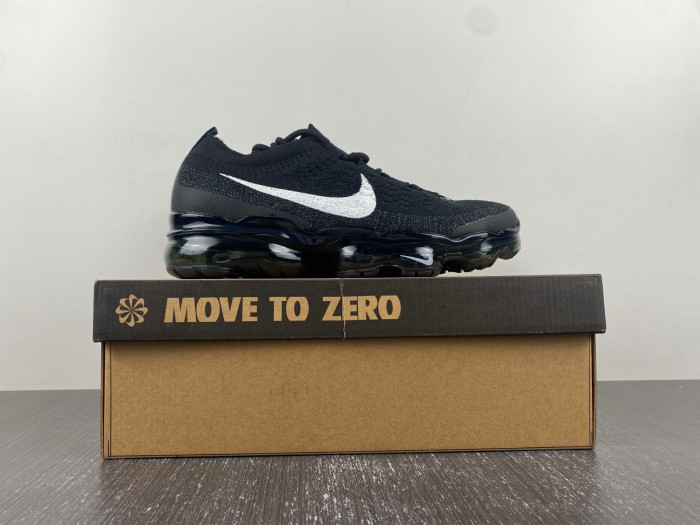 nike air vapormax 2023 flyknit black white dv6840-002