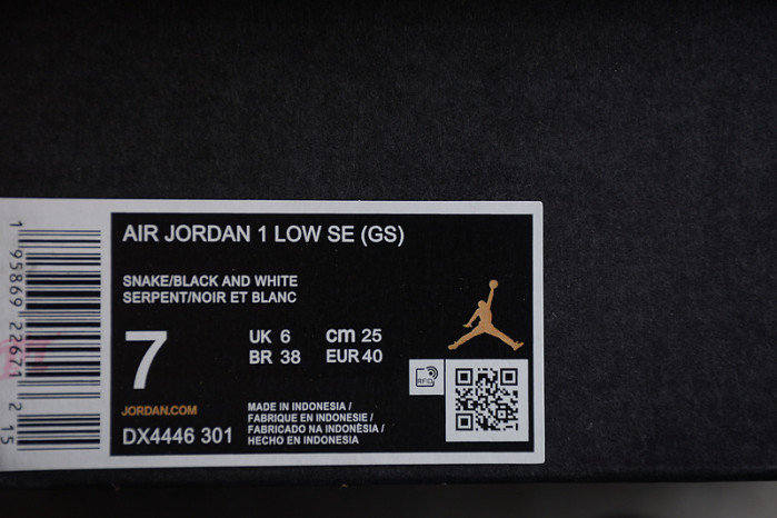 jordan 1 low snakeskin vivid green dx4446-301