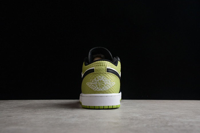 jordan 1 low snakeskin vivid green dx4446-301