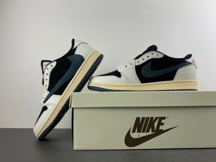 TRAVIS SCOTT X AIR JORDAN 1 LOW OG DZ4137-700