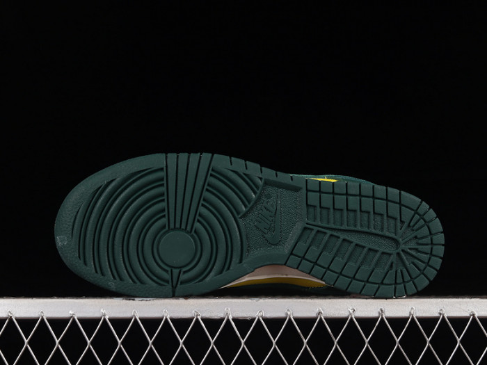 nike dunk low se noble green fd0350-133