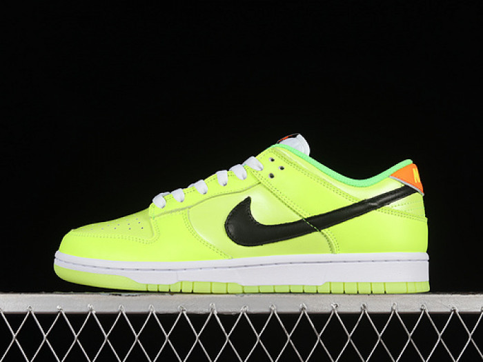 nike dunk low “glow in the dark” fj4610-702