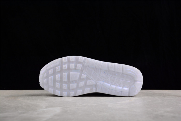 nike air max 1 "unlock your space" fn0608-101