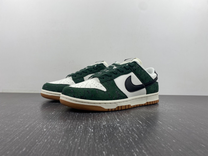 nike dunk low green snake fq8893-397
