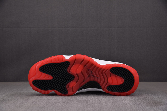 AIR JORDAN 11 RETRO LOW BRED - FV5104-006