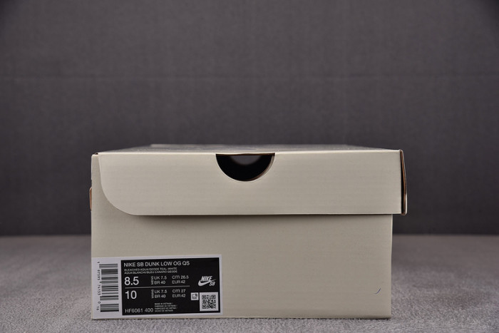 nike sb dunk low futura laboratories bleached aqua hf6061-400