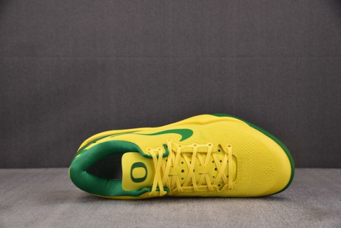 Nike Kobe Oregon Ducks PE PACK IQ5774-300
