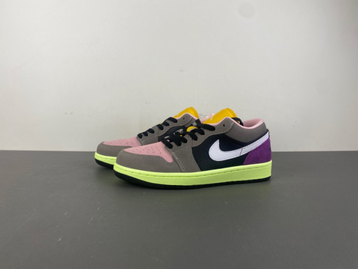 Air Jordan 1 Low Toyko Bio Hack HQ2010-005