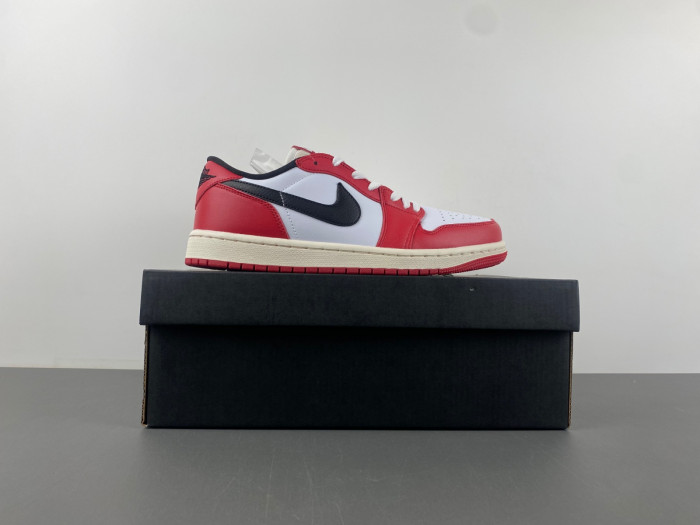 AIR JORDAN 1 RETRO LOW OG CHICAGO HQ6998-600