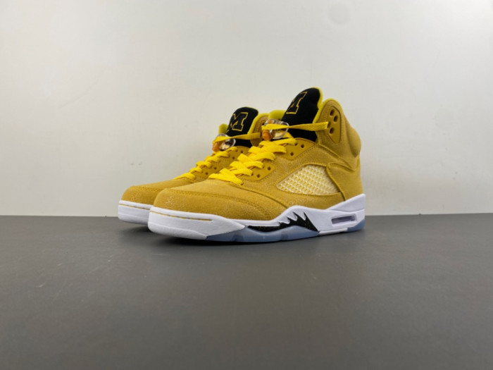 Air Jordan 5 Retro HQ7978-701