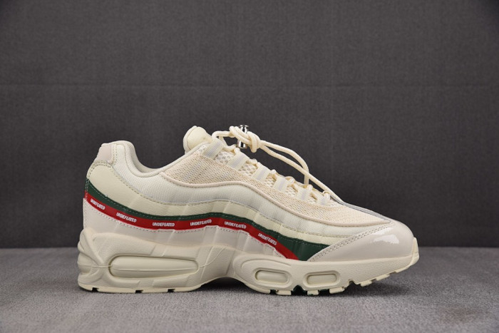 Nike Air Max 95 SP Undefeated Sail IB4453-100