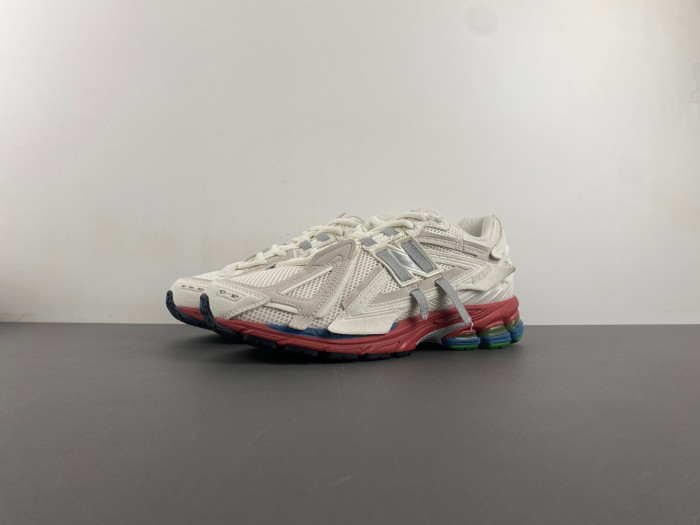 NEW BALANCE 1906A SEA SALT ASTRO DUST M1906AB