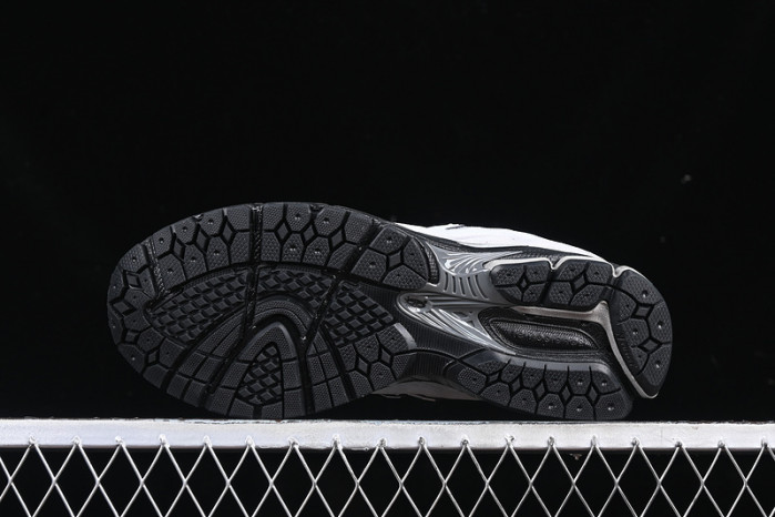 NEW BALANCE 2002R GREY BLACK JD SPORTS M2002RC1