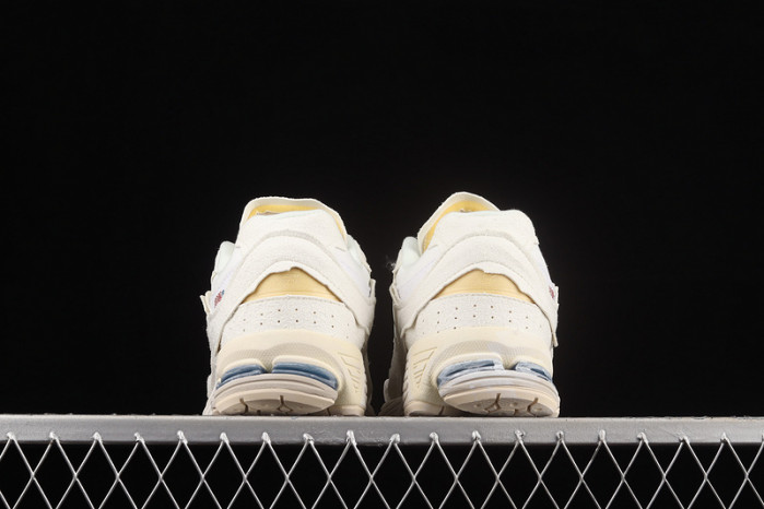 new balance 2002r protection m2002rdc