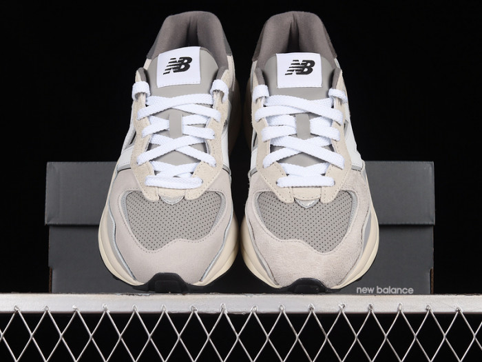 new balance 57/40 grey day m5740ta