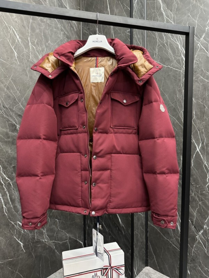 M0NCLER COAT