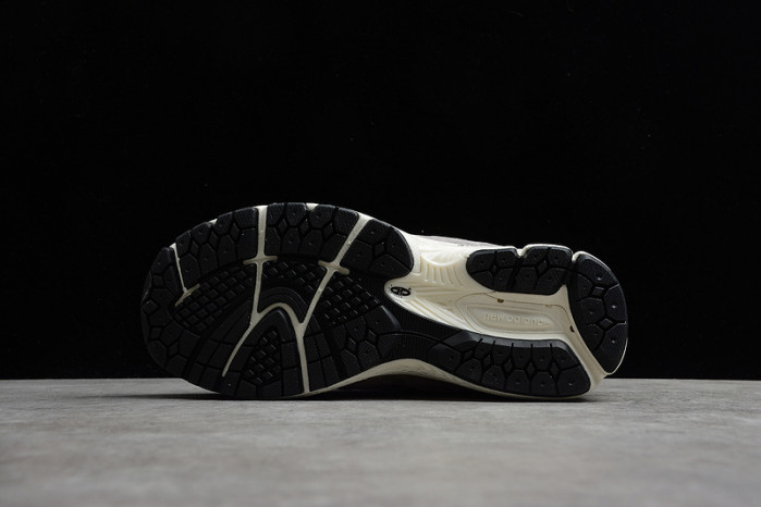 new balance 2002r marblehead light aluminum ml2002rc