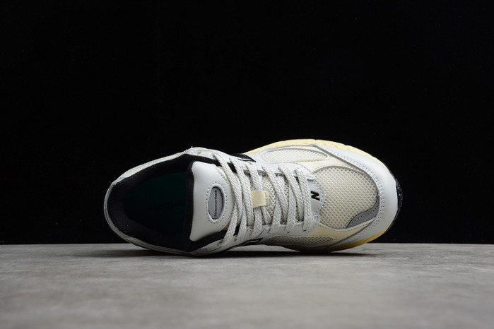 new balance 2002r thisisneverthat white - ml2002rt