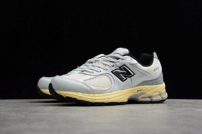 new balance 2002r thisisneverthat white - ml2002rt