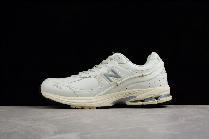 new balance 2002r protection ml2002rx