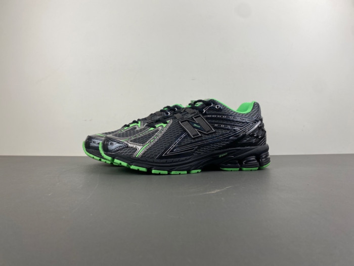 New Balance 1906R Dark Silver Metallic Lab Green U1906RCT