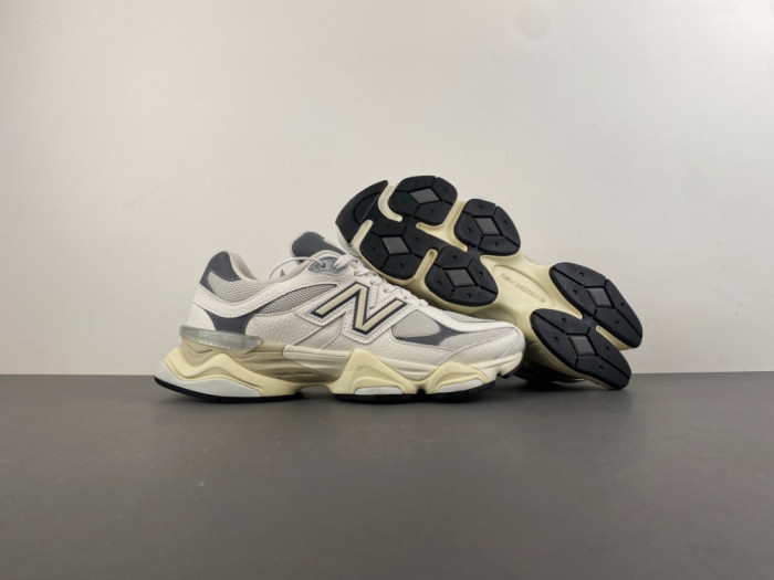 New Balance 9060 Sea Salt Castlerock - U9060AGA